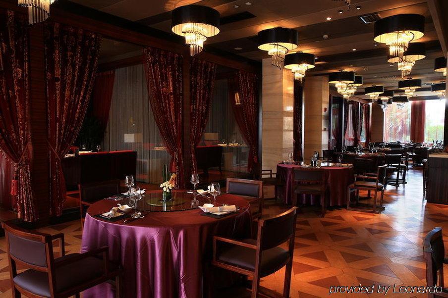 Fondney Hotel Shanghai Necc Hongqiao Airport T2 Bagian luar foto