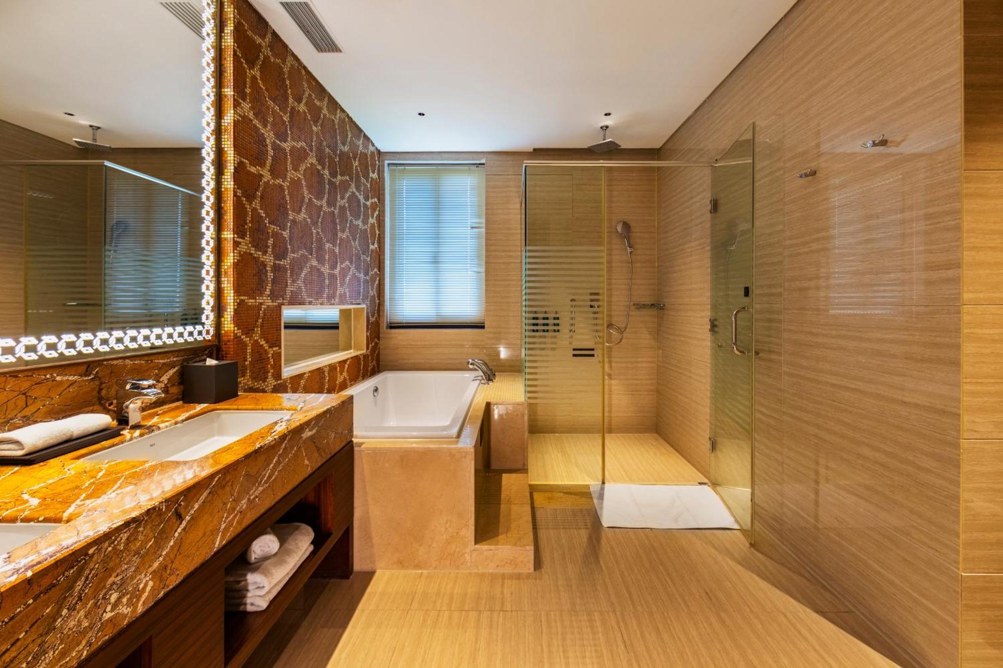 Fondney Hotel Shanghai Necc Hongqiao Airport T2 Bagian luar foto
