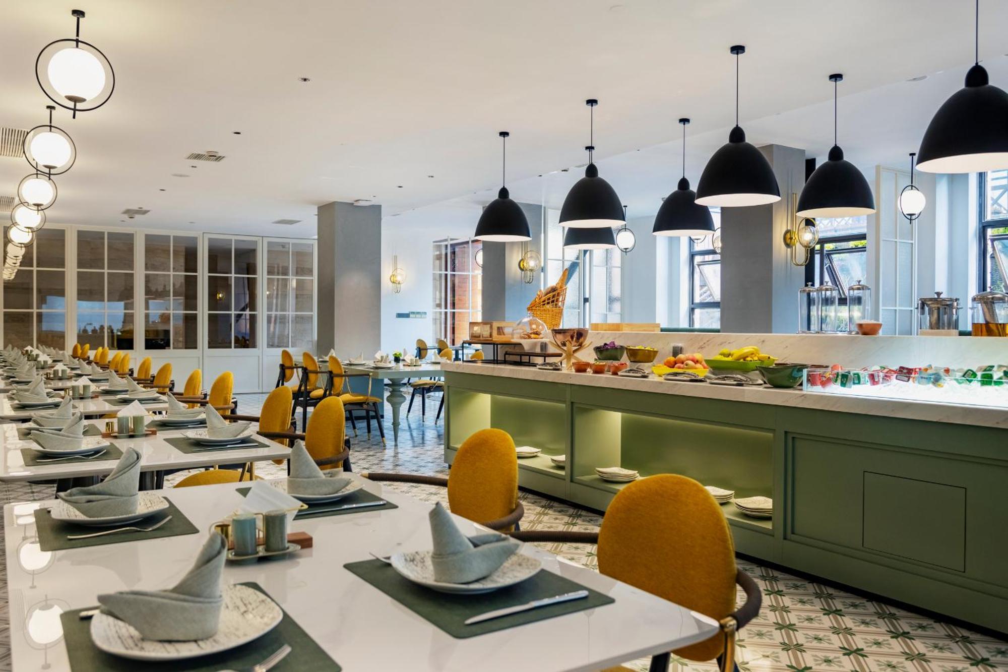 Fondney Hotel Shanghai Necc Hongqiao Airport T2 Bagian luar foto