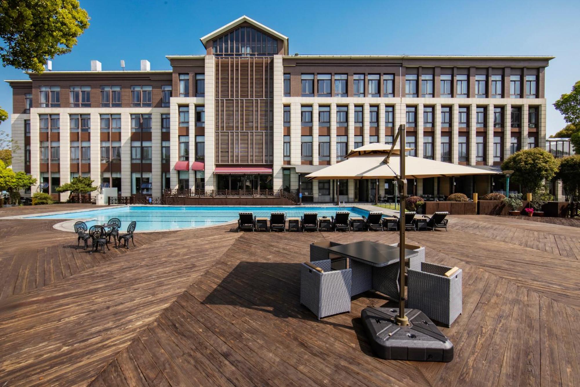 Fondney Hotel Shanghai Necc Hongqiao Airport T2 Bagian luar foto