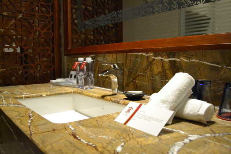 Fondney Hotel Shanghai Necc Hongqiao Airport T2 Bagian luar foto