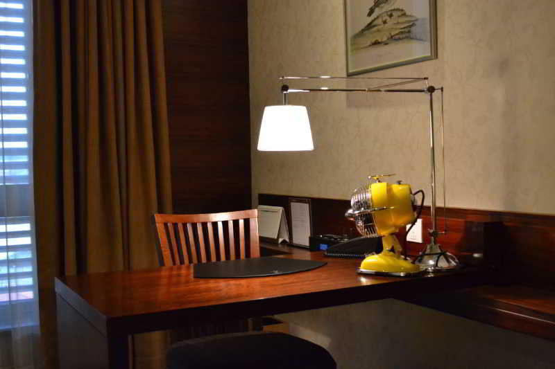 Fondney Hotel Shanghai Necc Hongqiao Airport T2 Bagian luar foto