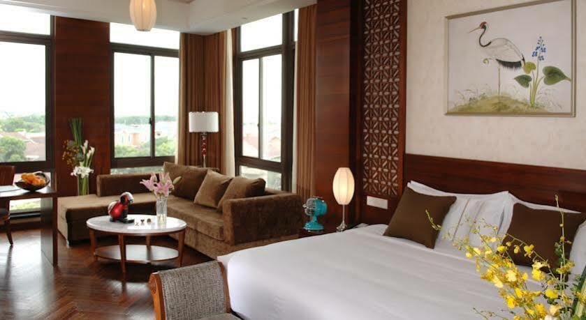 Fondney Hotel Shanghai Necc Hongqiao Airport T2 Bagian luar foto